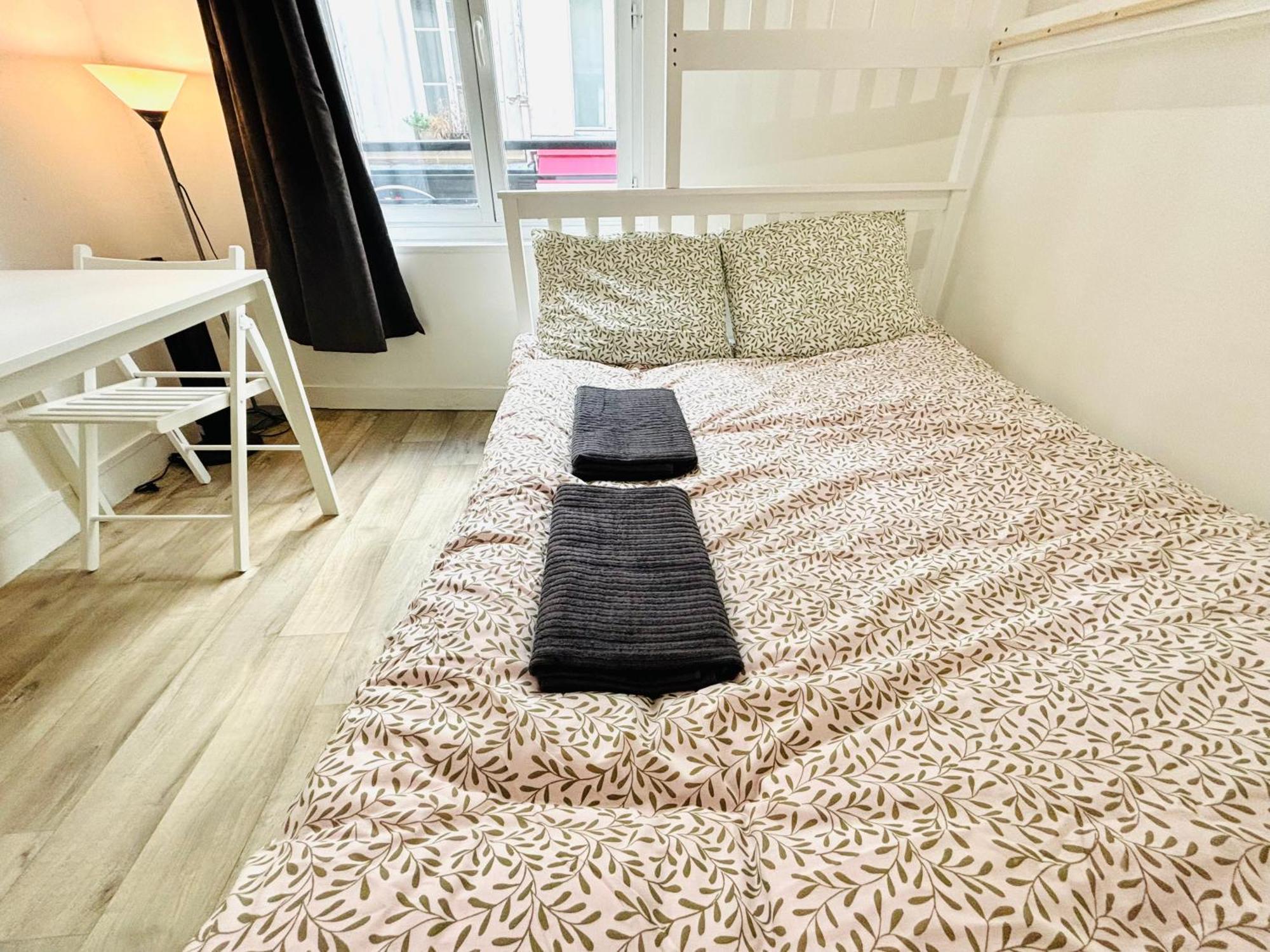 Dream Dwell Paris - Cozy Family Studio Near Quartier Marais Iiie Paris Bagian luar foto